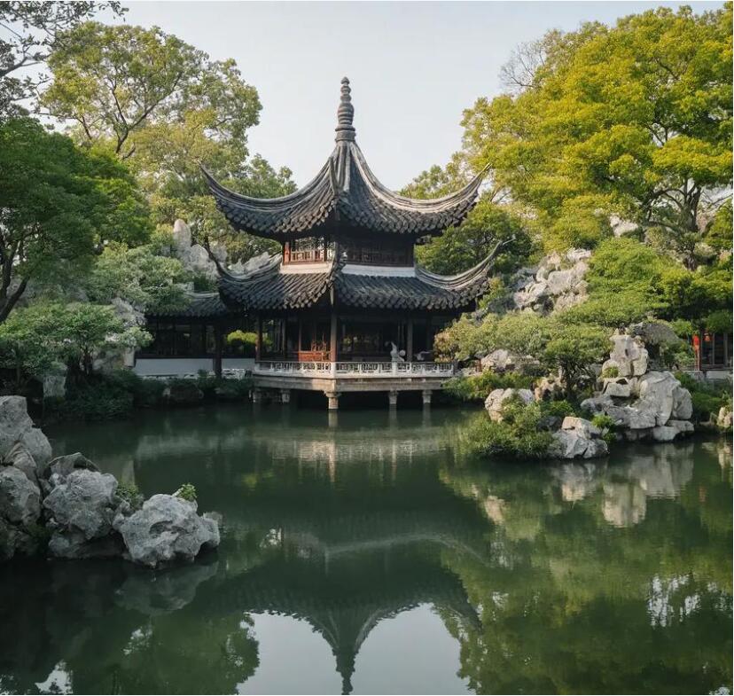 抚远县半雪餐饮有限公司